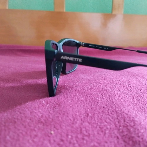 Arnette sunglasses new, black
