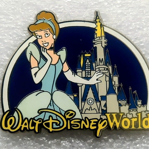 Rare Cinderella Disney collectible pin new, blue turquoise
