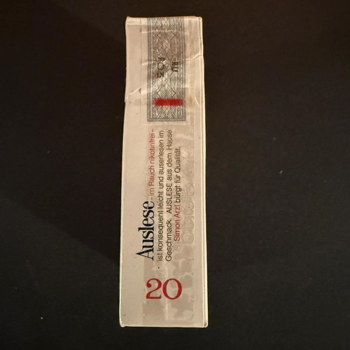 Auslese Simon Arzt vintage pack of 20 cigarettes factory sealed