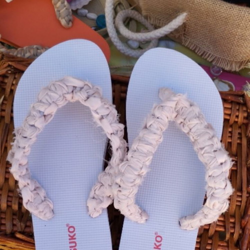 Mitsuko handmade flip flops new, colorful with pearls and shells