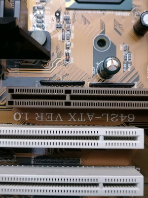 Jamicon 642L-ATX motherboard used for Slot 1 Intel Pentium II