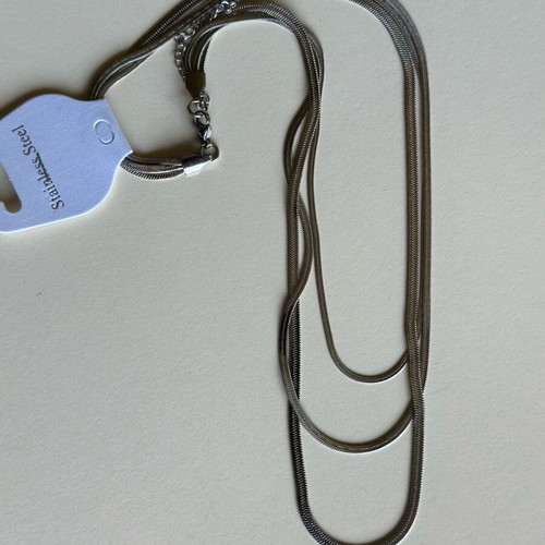 Triple stainless steel chain new, silver