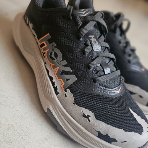 Hoka Torrent 4 Trail Run athletic shoes, size 40.5