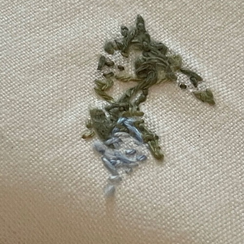 Vintage embroidered napkins clothespins set of 4