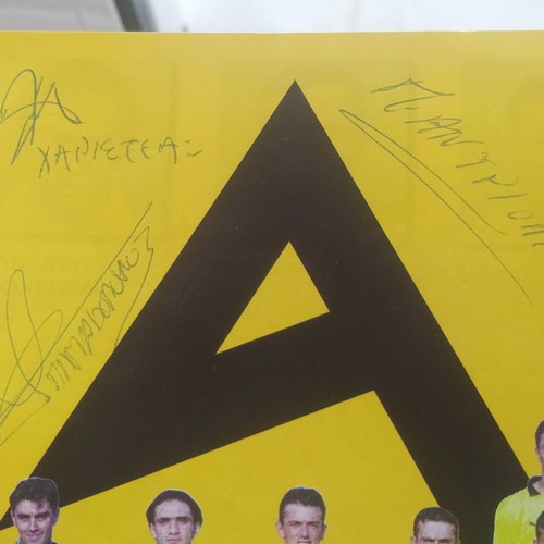 Aris 1999-2000 collectible poster used with player autographs