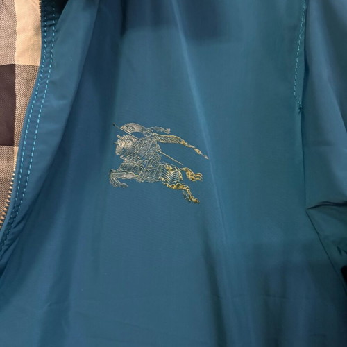 Burberry jacket like new with cover, size L, turquoise