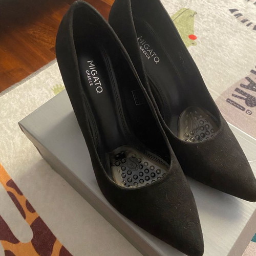 Migato black pumps used, size 38