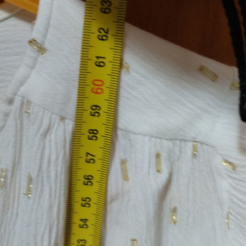 Zara white shirt with gold metallic details used, size S