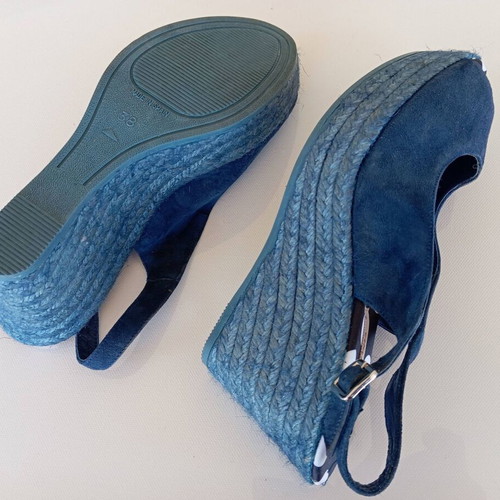Toni Pons suede platform espadrilles like new, size 38, blue