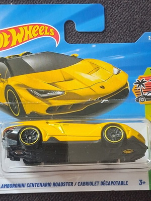 16 Lamborghini Centenario Roadster toy car
