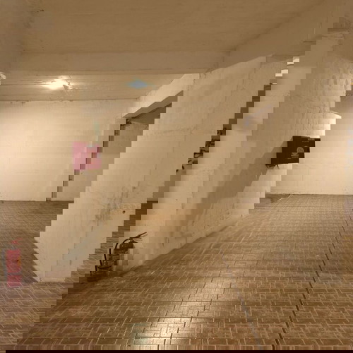 Υπόγεια θέση στάθμευσης με ασανσέρ αυτοκινήτων 10,13 τ.μ στα Άνω Πατήσια