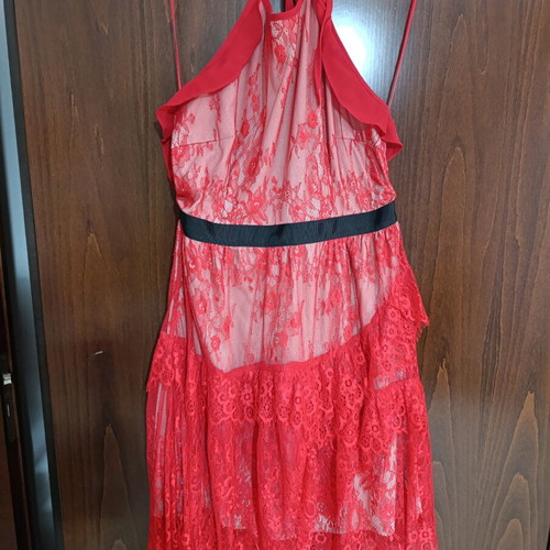 Lynne dress size 40 like new, beige and red