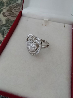 Silver ring heart-shaped like new