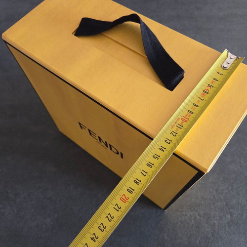 FENDI packaging box used, magnetic closure, 29.5x28.5x13.5 cm