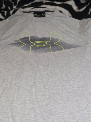 Under Armour t-shirt gray like new, size XXL