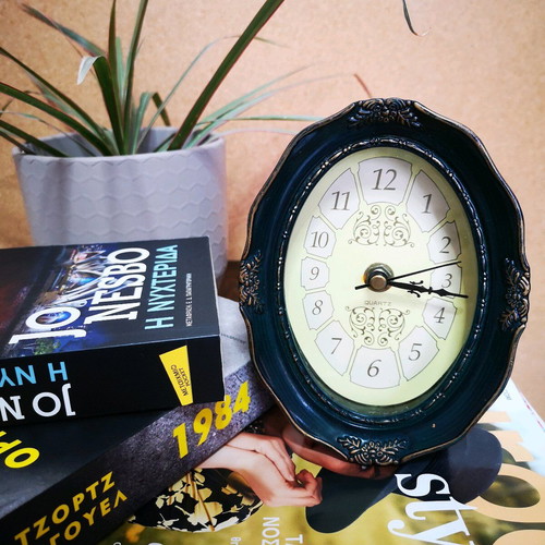 Vintage style table clock new, green