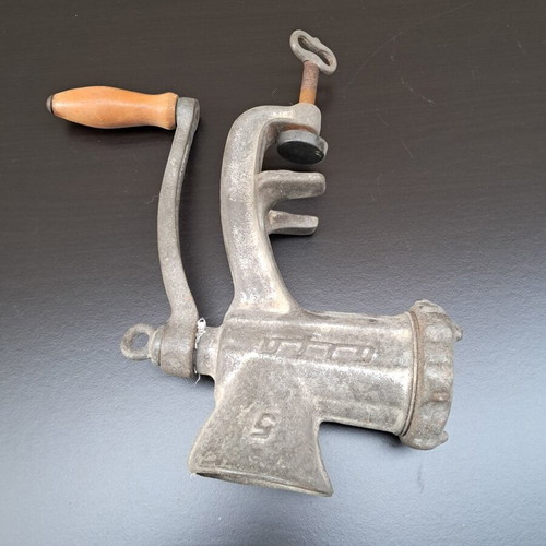 Vintage Meat Grinder like new