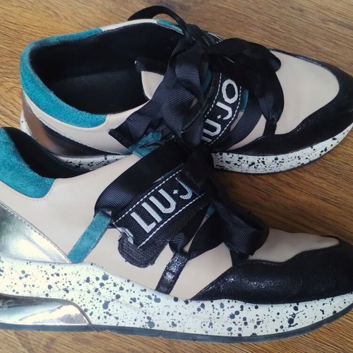 Liu Jo sneakers size 37 like new, black and beige