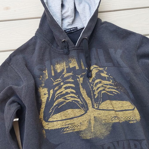 New Wave hoodie like new, size S, black and gray