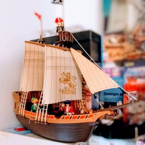 Playmobil 3750 v2 Pirate Ship like new, rare edition 1990