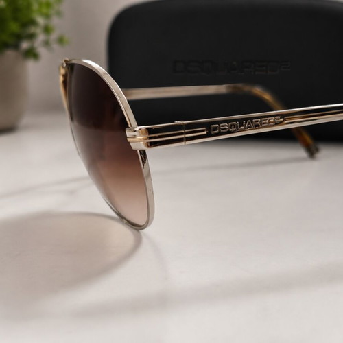 Dsquared2 Sunglasses Aviator with Unique Geometric Top Bar Like New, Brown