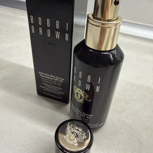 Bobbi Brown Intensive Skin Serum Foundation SPF 40, Ivory