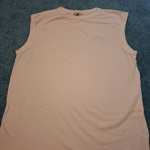 T-shirts size M like new, white