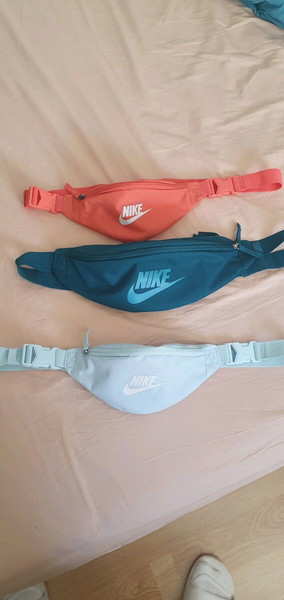 τσαντακια nike μεσης τυπου μπανανα