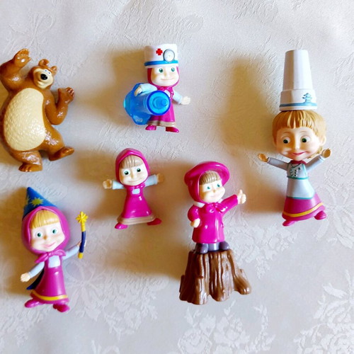 Masha and the Bear figures like new, pack