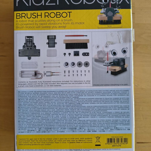 Brush Robot STEM toy new, sweeps on brush