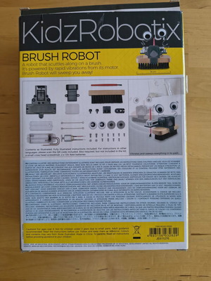 Brush Robot STEM toy new, sweeps on brush