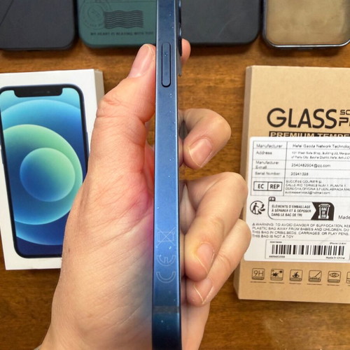 iPhone 12 mini 128GB μπλε μεταχειρισμένο με 4 tempered glass και 4 θήκες