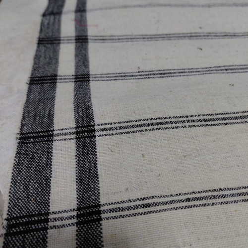 Traditional wool fabrics on loom, new, 1.50m and 36cm pieces