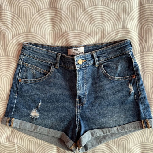 Bershka denim mini shorts like new, medium size, blue