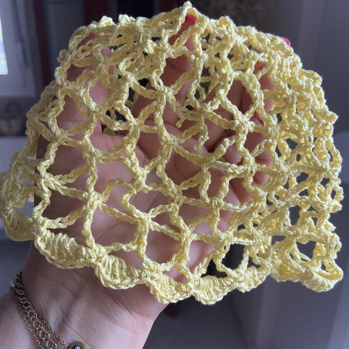 Summer hat, yellow