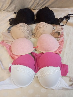 Bras used, pack of 5, size 70B