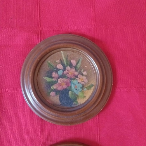 Paintings used, set of 2, 15 cm diameter