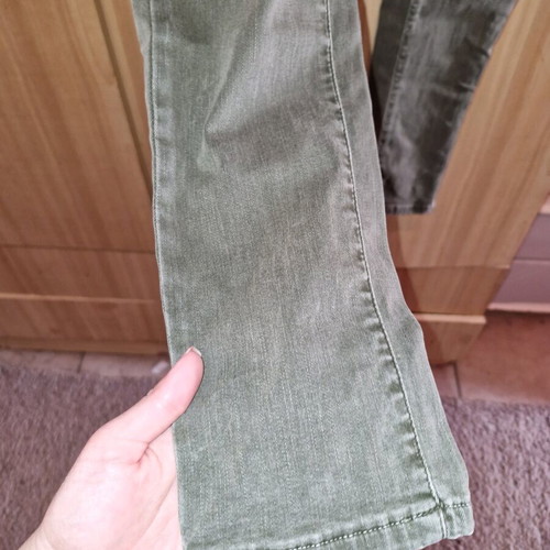 Slim fit jeans L like new, olive color