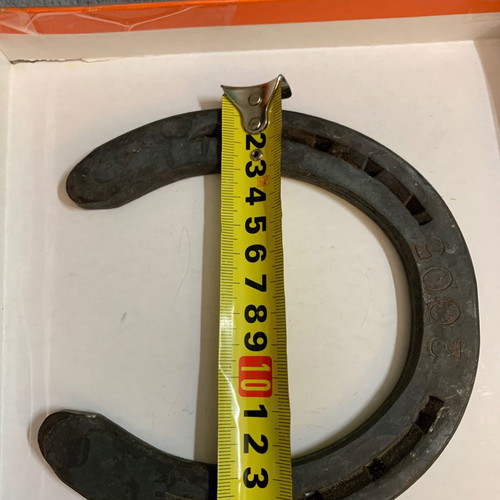Decorative horseshoe for home entrance used, solid iron