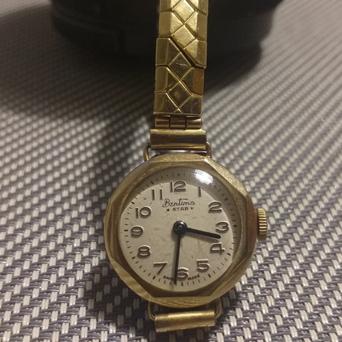 Bentina Star 9 Carat Gold Women's Mechanical Watch used