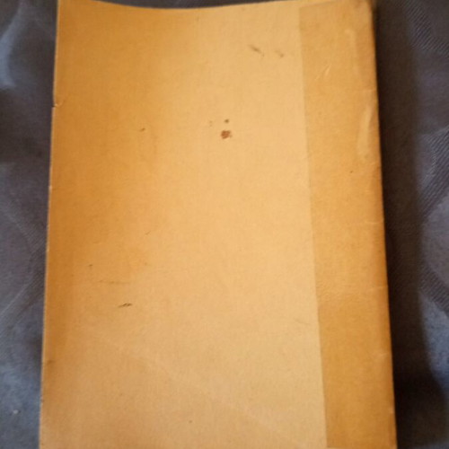 Aesop Book 1943 used with small tear on cover top right