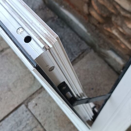 Aluminum tilt window with frosted double glazing, 90x58 cm