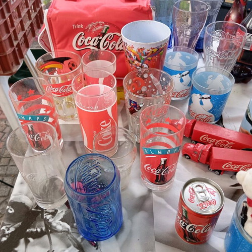 Coca-Cola collection new, 51 collectible pieces