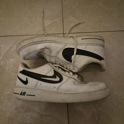 Nike Air Force 1 Low sneakers used, size 46, black and white