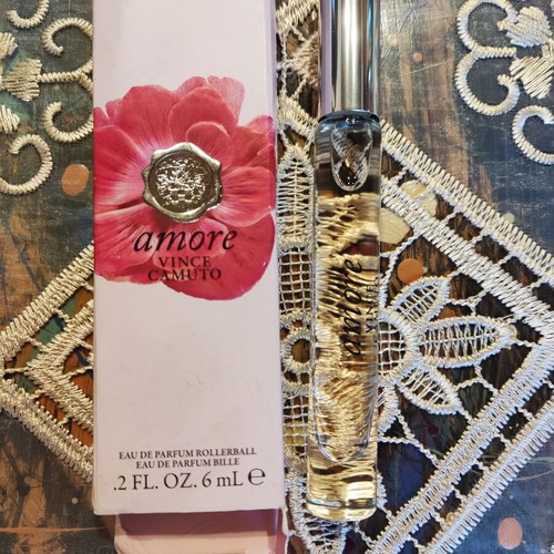 Vince Camuto Amore Eau de Parfum Rollerball Mini Perfume 6ml new