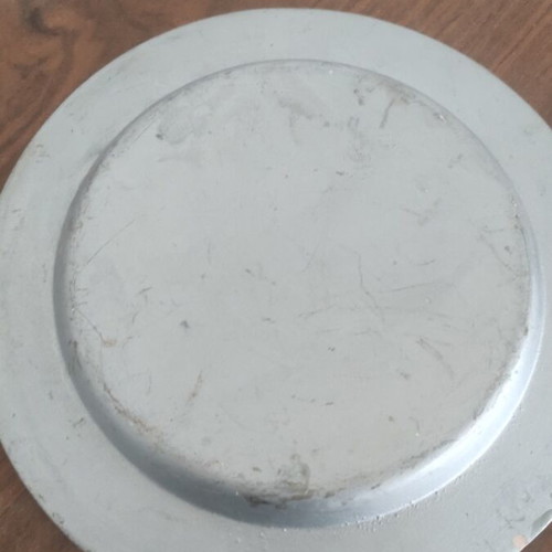 Decorative Christmas platter like new, ceramic