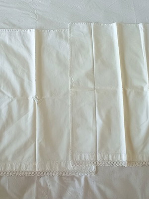 Pillowcases set of two white with handmade lace 40 x 56 cm used