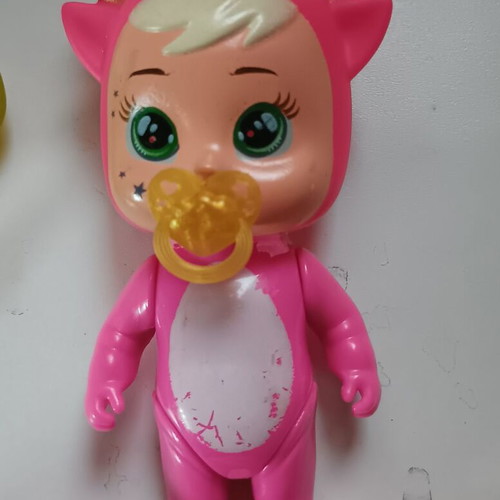Toy figures used, lot of 4 pieces