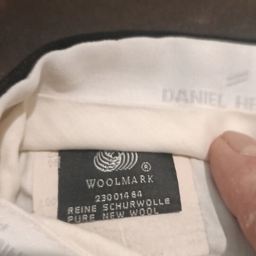 Daniel Hechter black wool chino pants size M like new