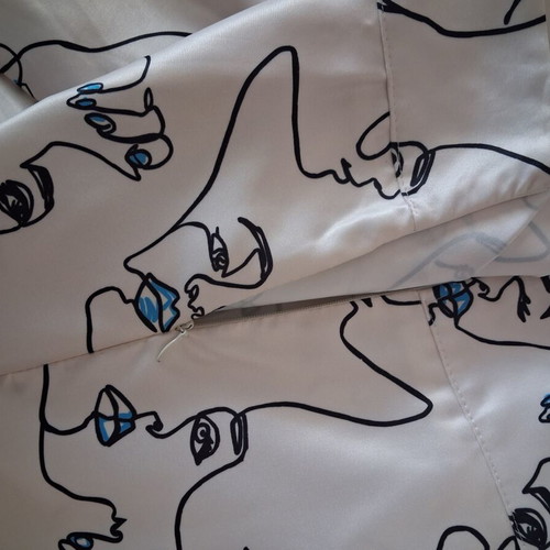 Lumina midi skirt like new with geometric faces, black and blue